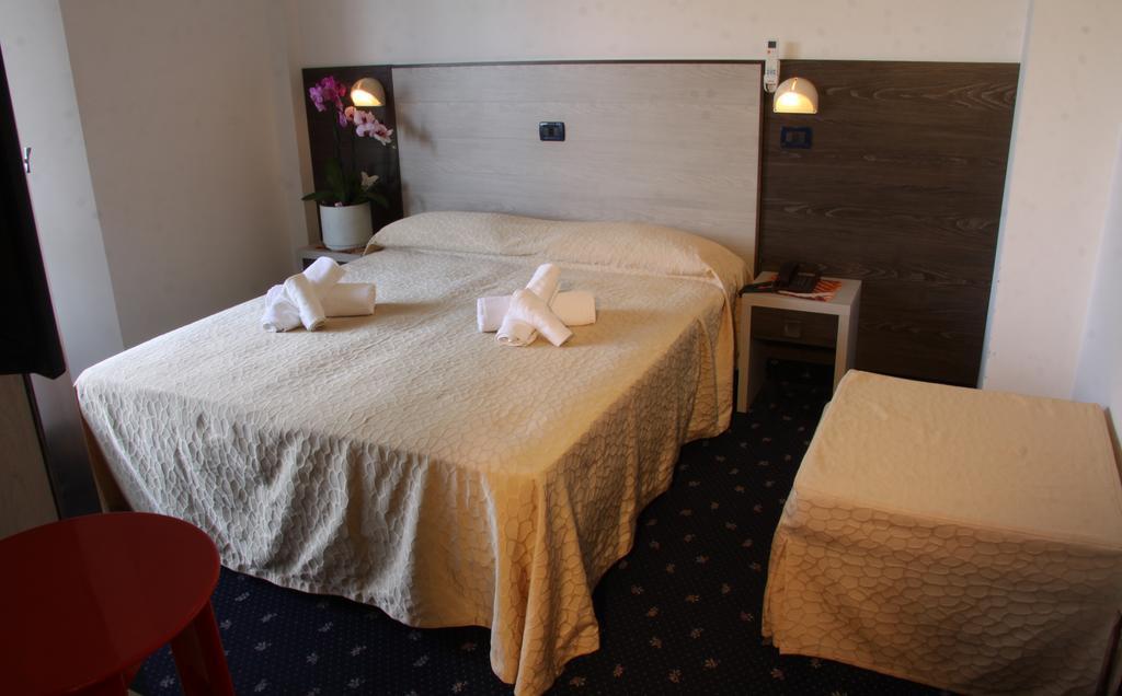 Hotel Tilly Cesenatico Zewnętrze zdjęcie
