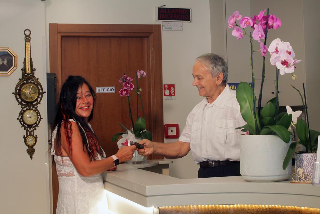 Hotel Tilly Cesenatico Zewnętrze zdjęcie