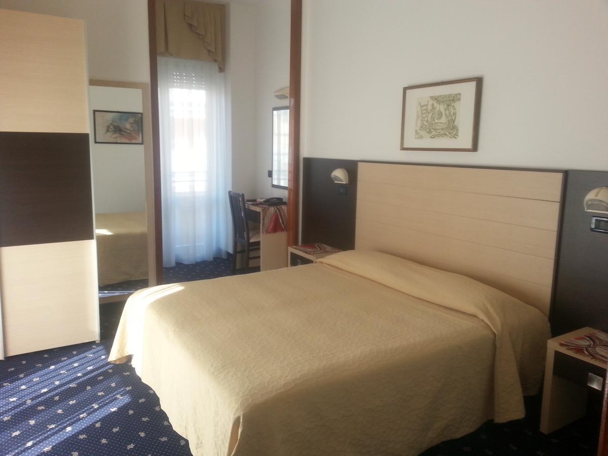 Hotel Tilly Cesenatico Zewnętrze zdjęcie