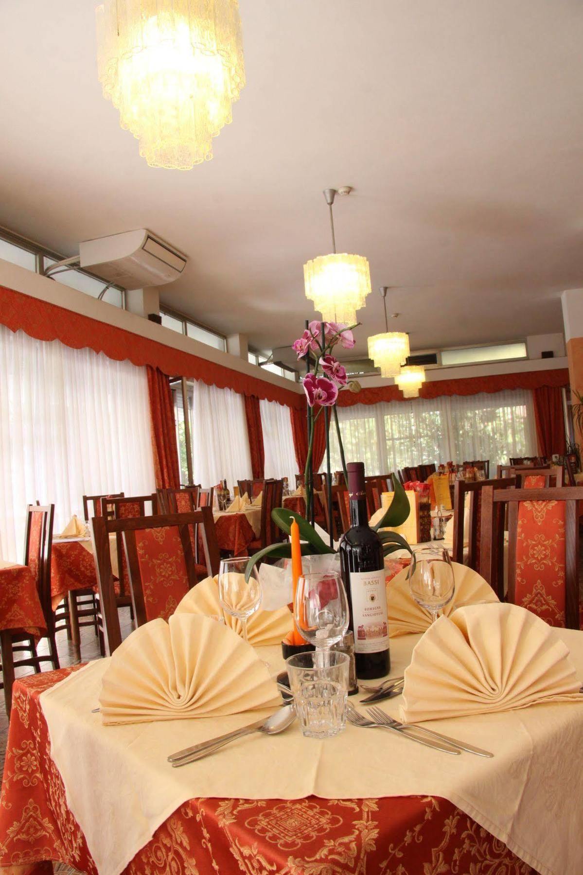 Hotel Tilly Cesenatico Zewnętrze zdjęcie