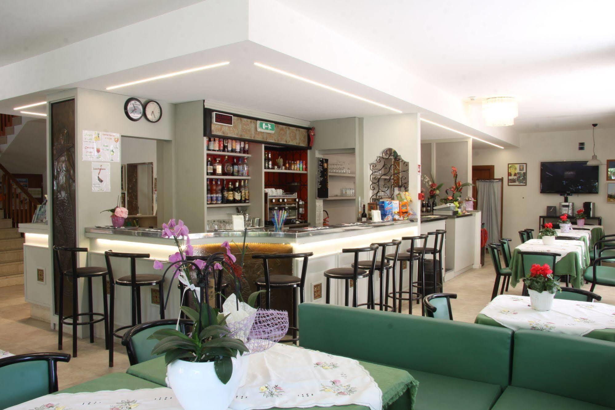 Hotel Tilly Cesenatico Zewnętrze zdjęcie